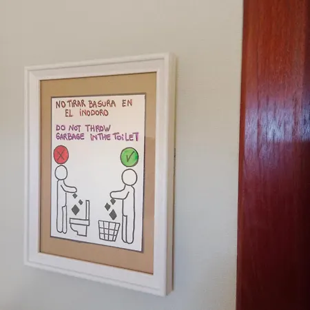 Hotel na wodzie Velero Whimsy *